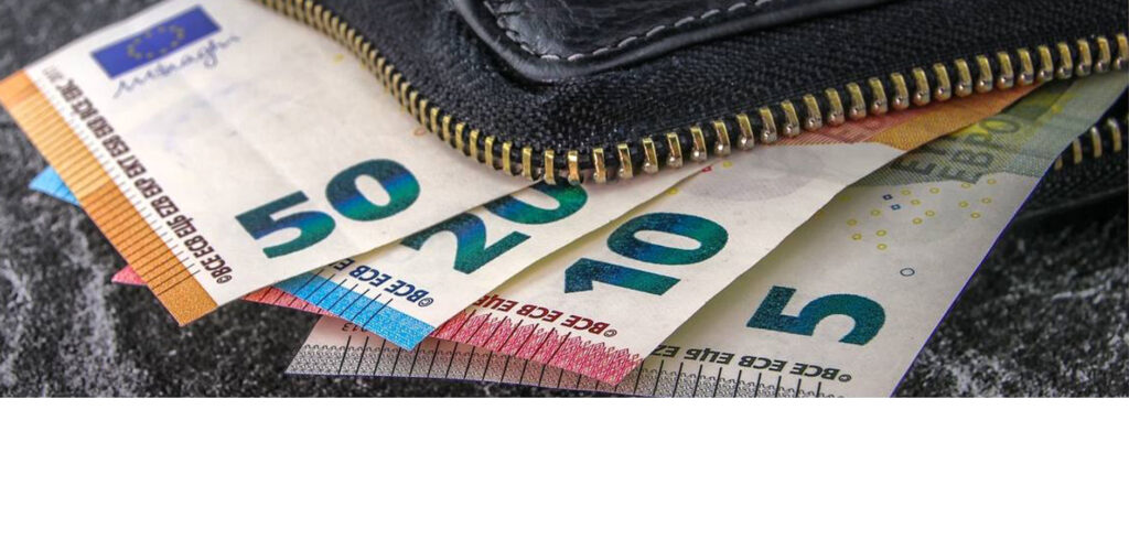 Albania: Maximum amount of petty cash allowed for business entities